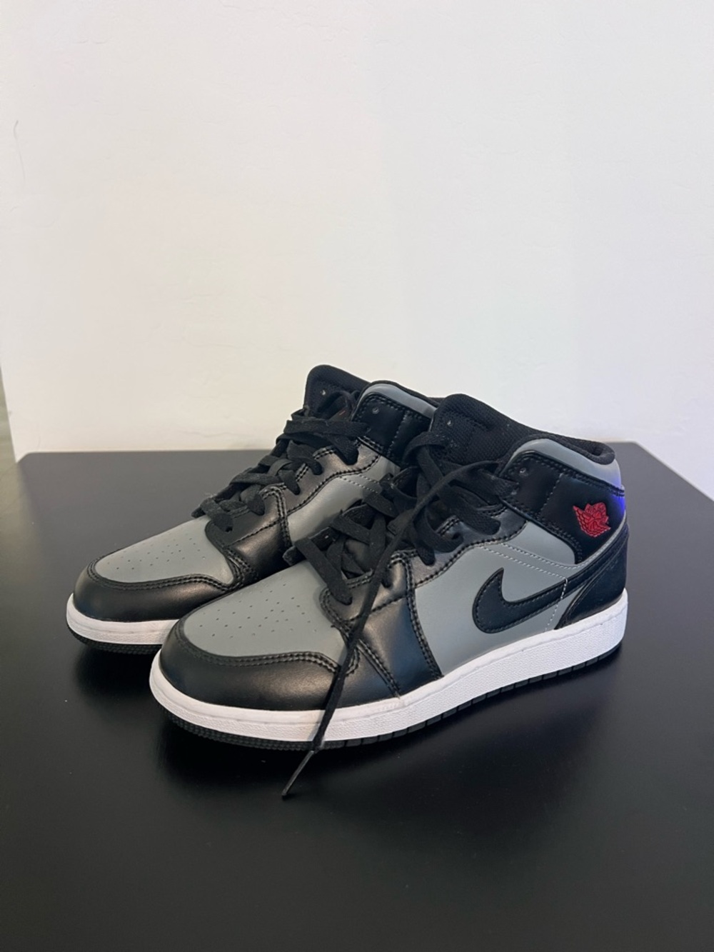 Nike Air Jordan 1 Mid "Shadow Red" sneaker